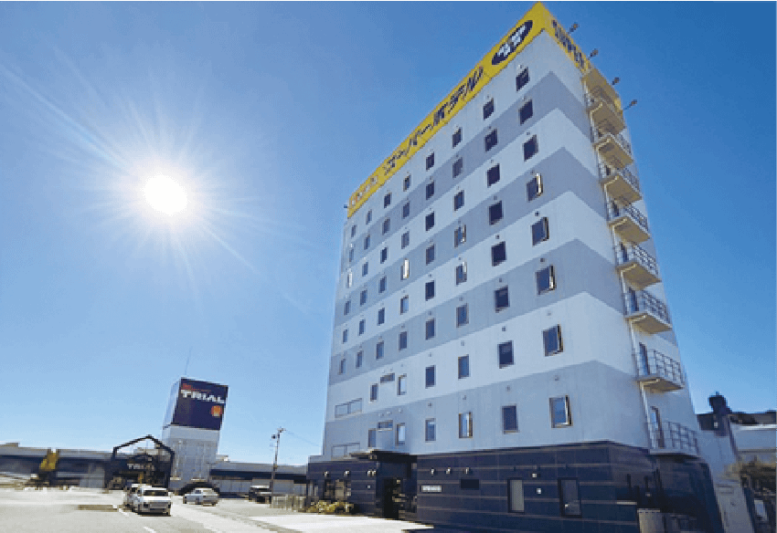 Hotel and Commercial Facility (Yamanashi Prefecture)